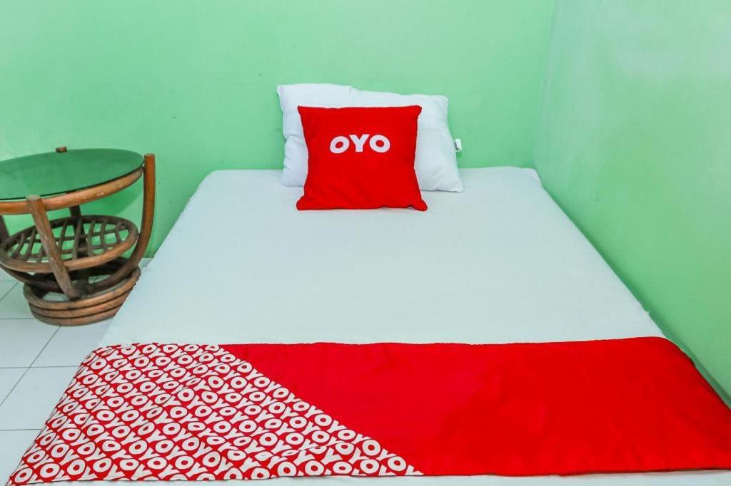 Hotel Spot On 94166 Kost Bunda Syariah Bekasi Exterior foto